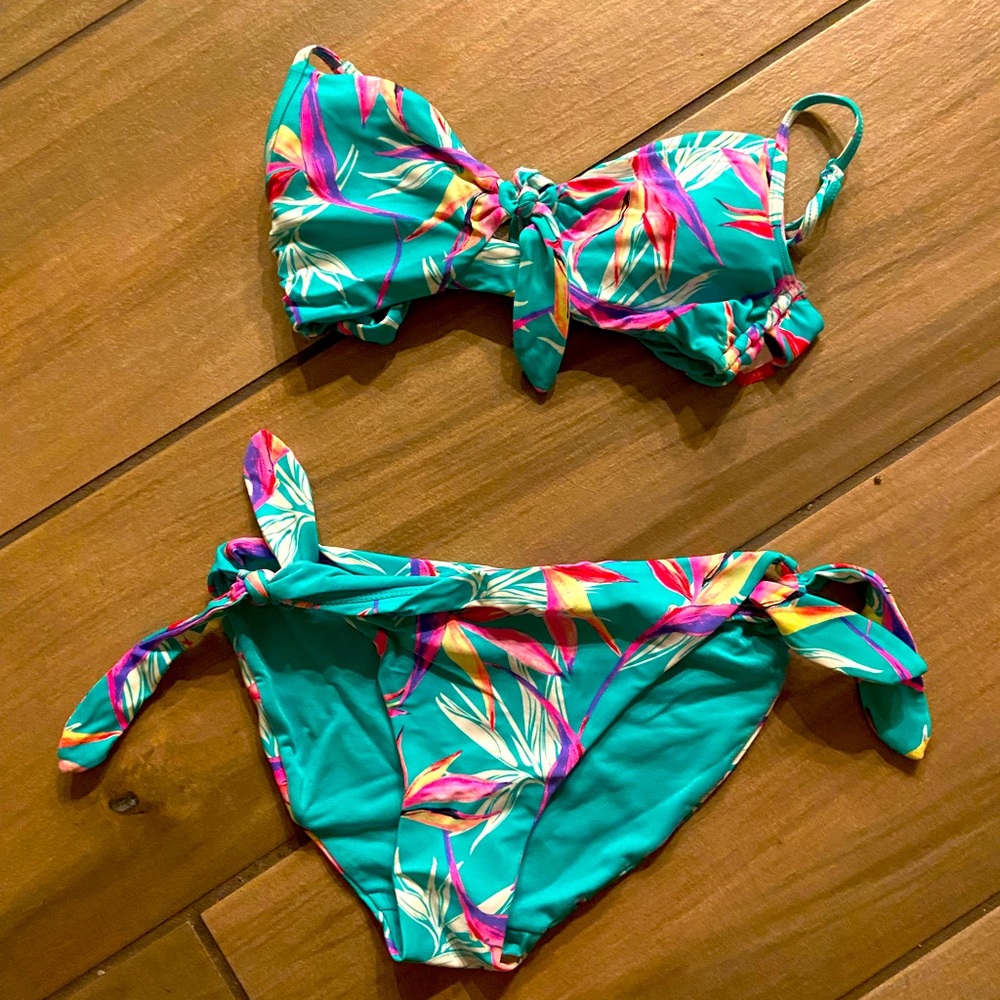 Swimsuit bikini